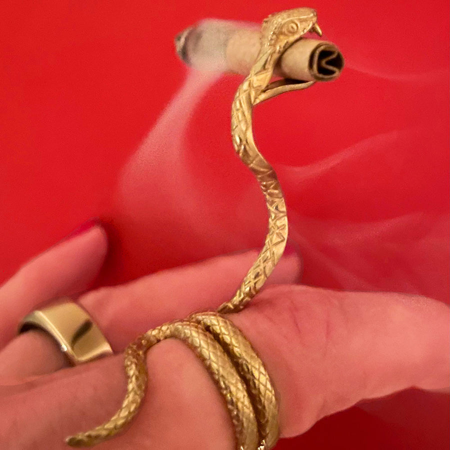 Her Highness Snake in the Grass Joint Holder Ring